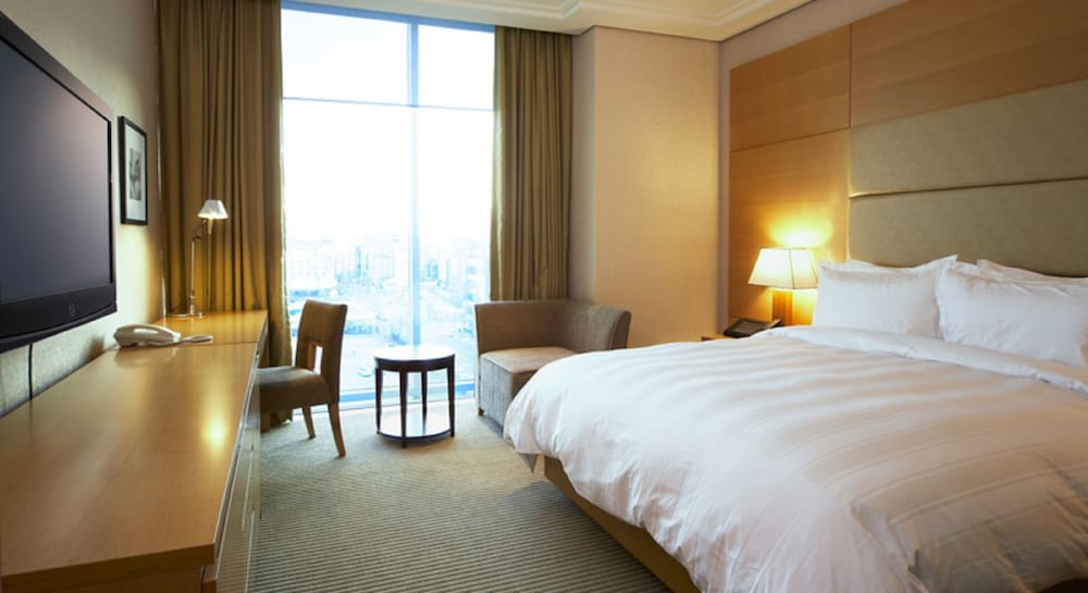 Фото Ramada Plaza Gwangju