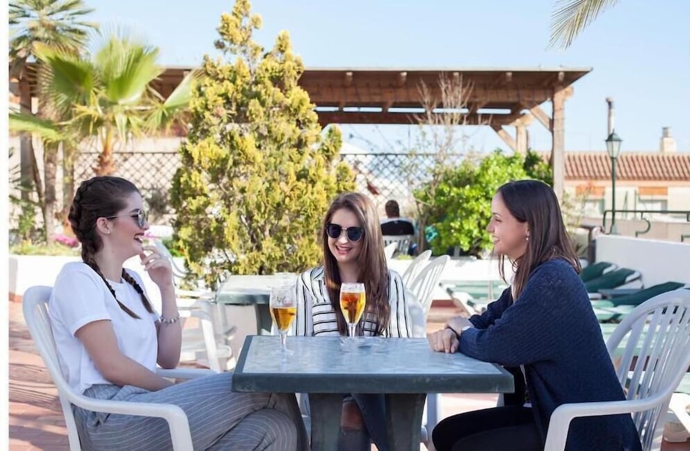 Фото Hotel Ninays