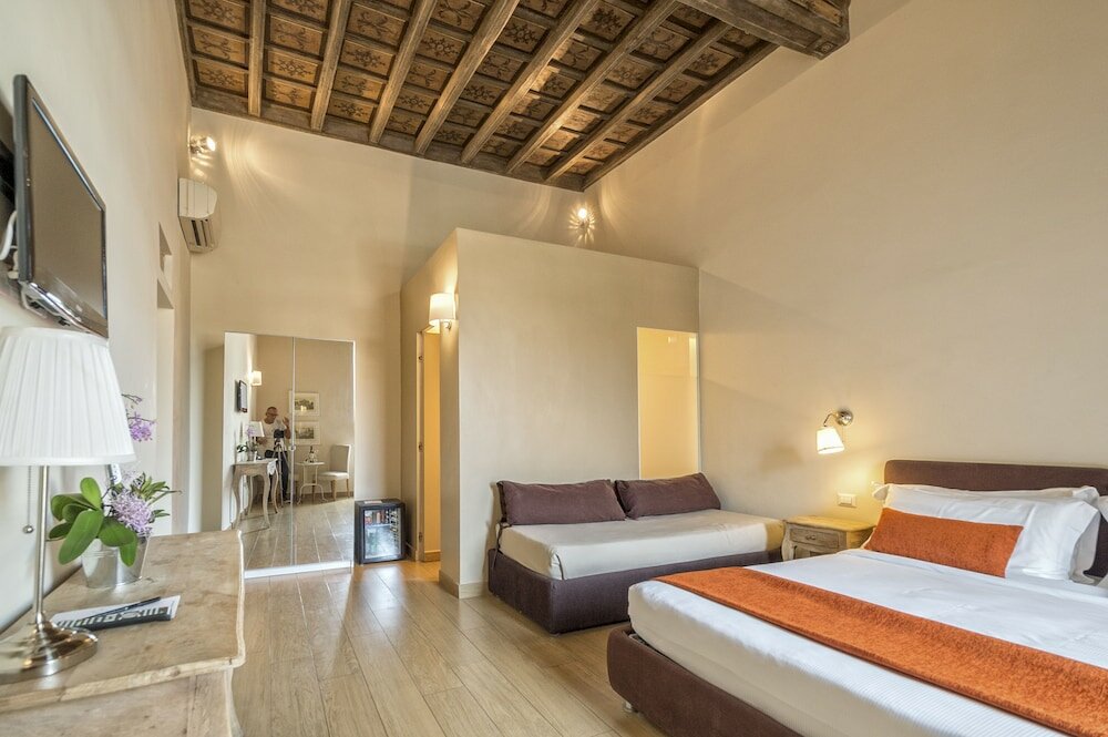 Фото Little Queen