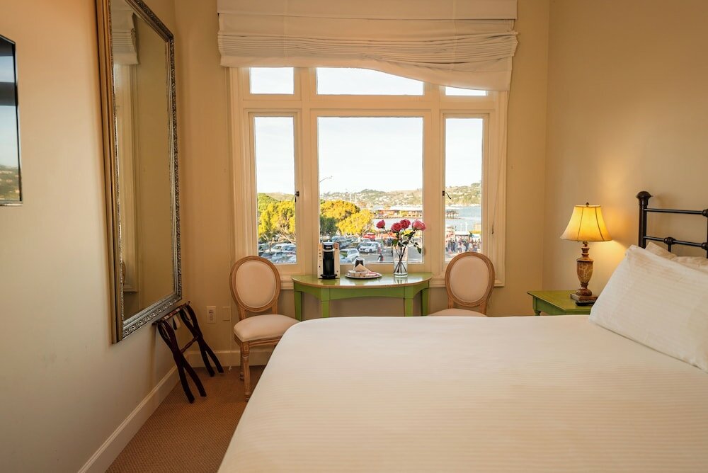 Фото Hotel Sausalito