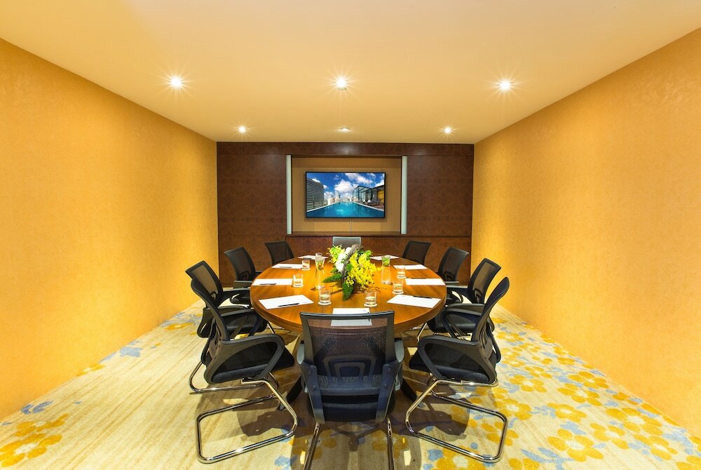 Фото Bay Hotel Ho Chi Minh