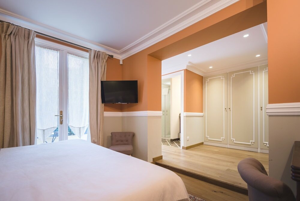 Фото Villa Victor Louis