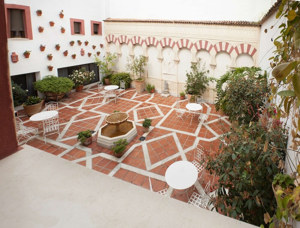 Фото Nh Córdoba Califa Hotel