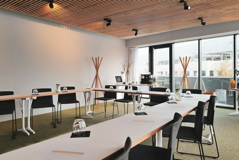 Фото Hôtel Campanile Montpellier Centre St Roch