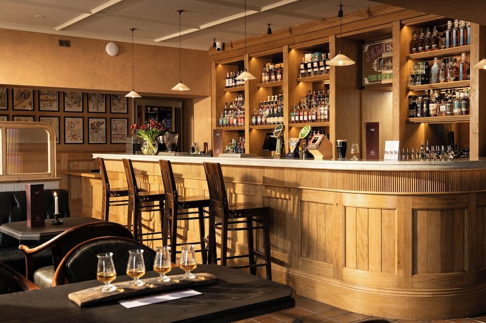 Фото Londonderry Arms Hotel