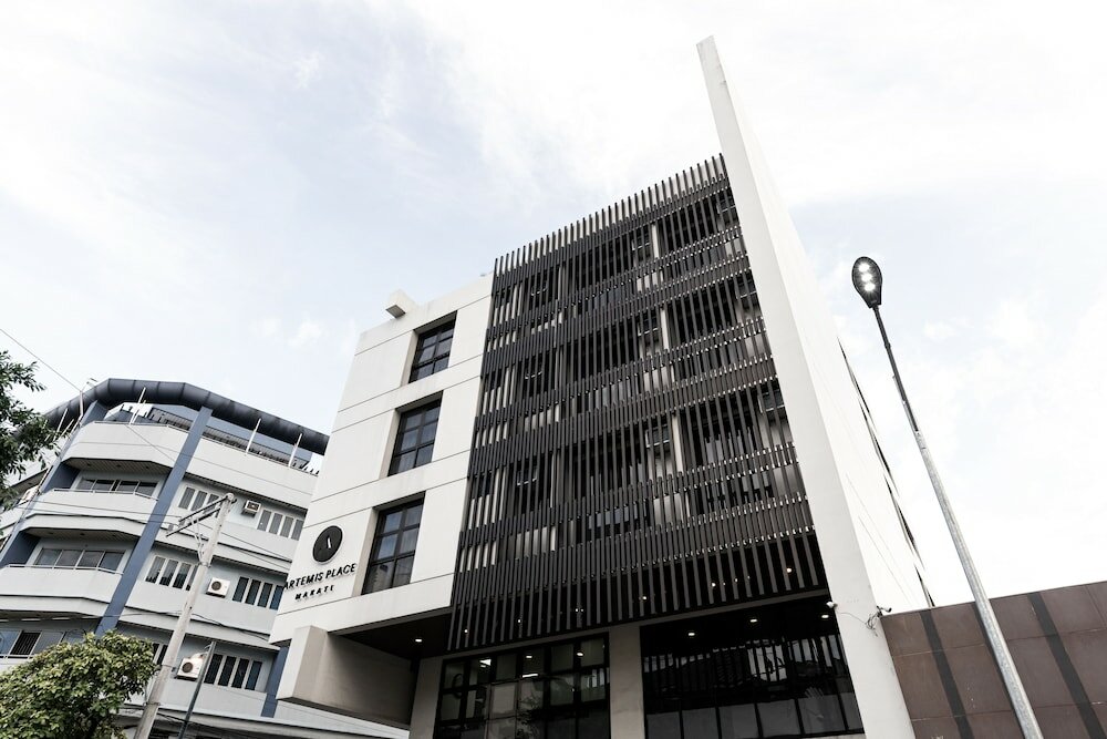 Фото Artemis Place Makati Hotel