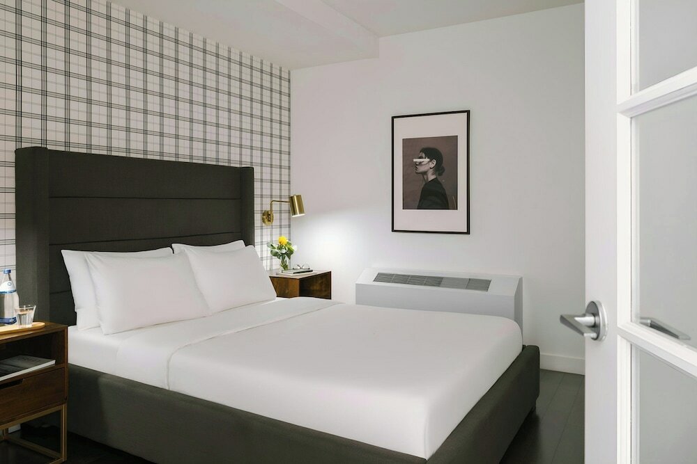 Фото Sonder at One Platt