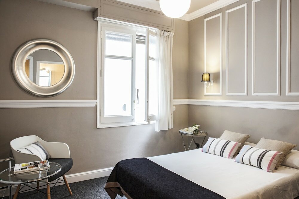 Фото Ainb B&b Eixample Muntaner