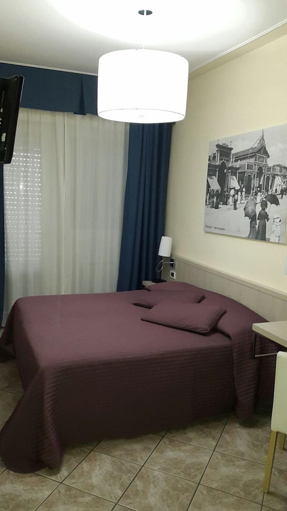 Фото Hotel Bella Riviera