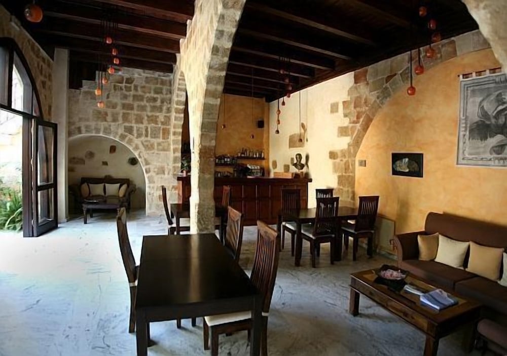 Фото Spirit Of The Knights Boutique