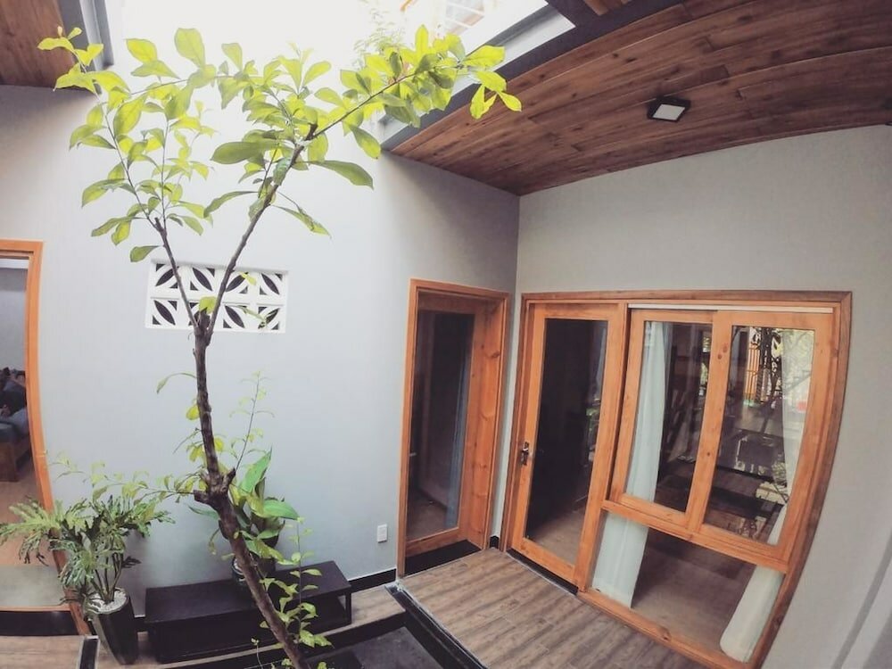 Фото Yellow House Boutique