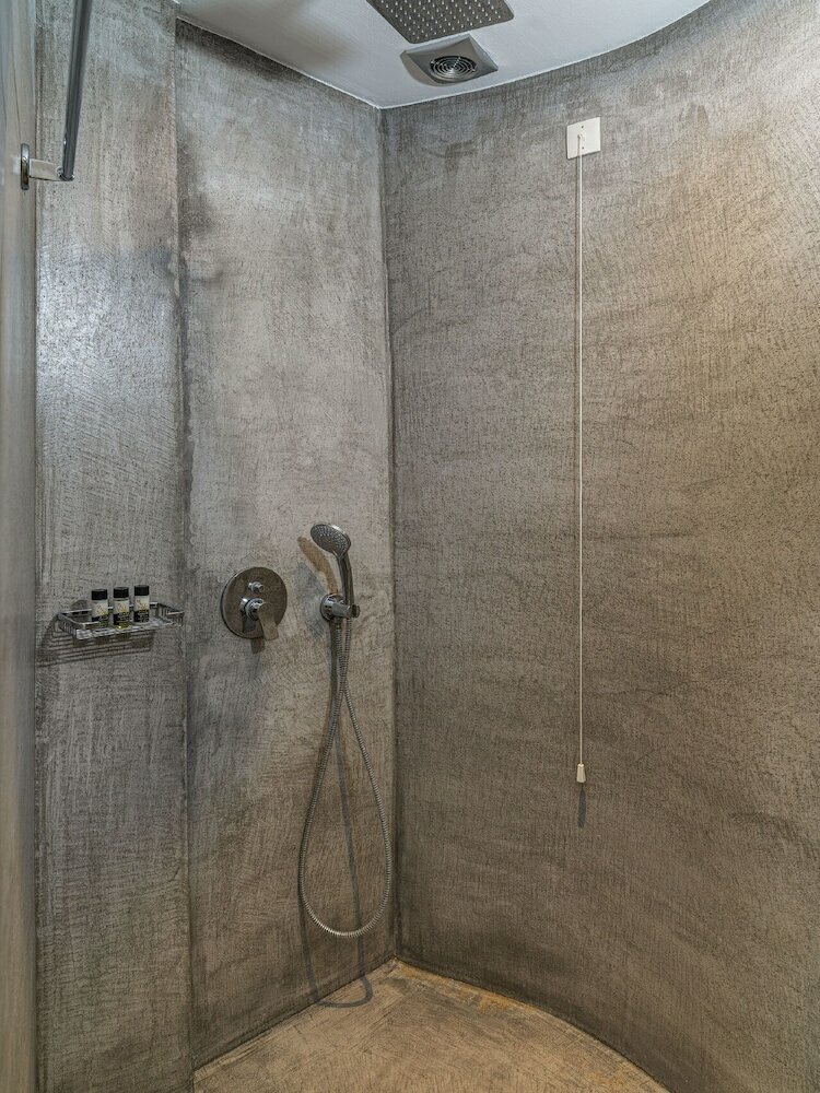 Фото Aloni Hotel