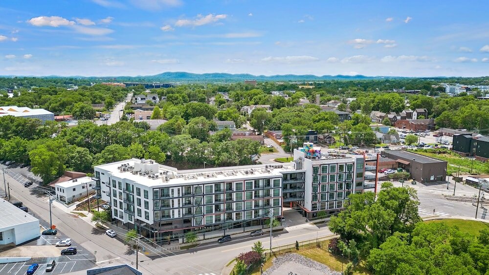 Фото отеля 2