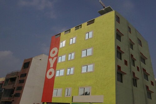 Oyo 24259 Hotel Blue Inn