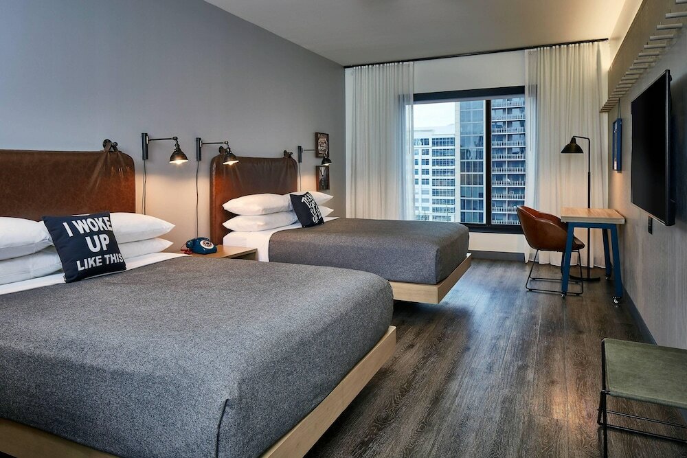 Фото Moxy Atlanta Midtown