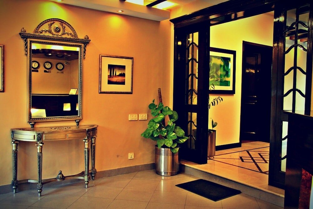 Фото Bravo Suites Hotel