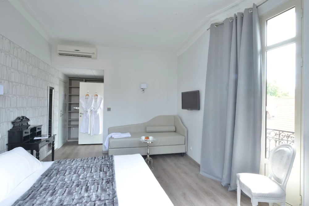 Фото La Villa Nice Victor Hugo