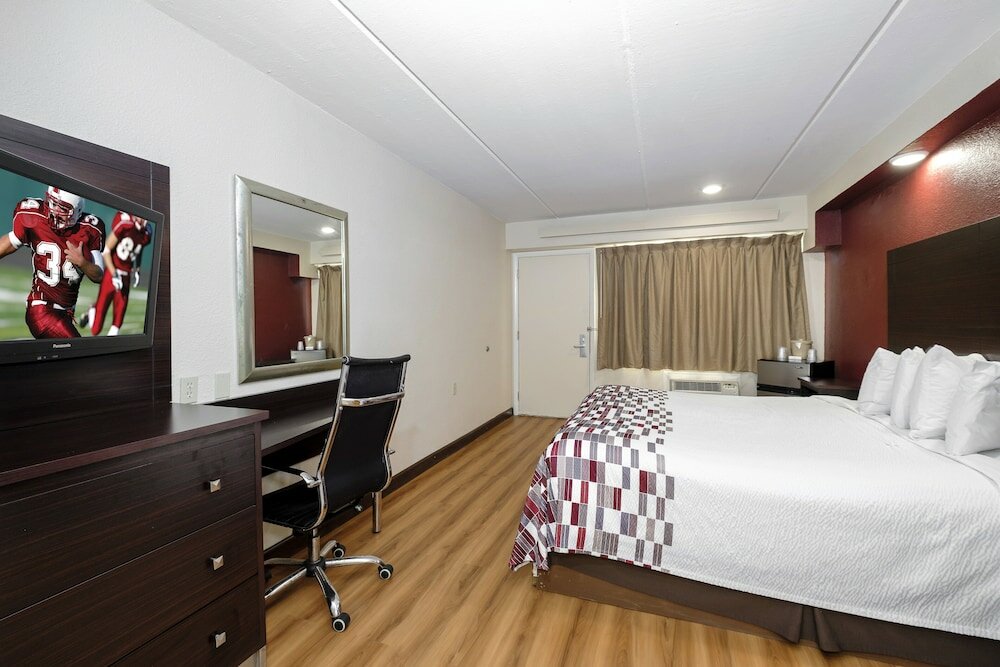 Фото Red Roof Inn Tallahassee-University