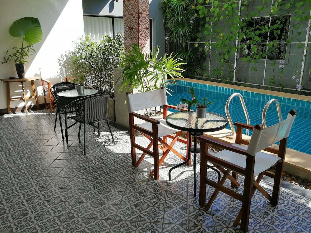 Фото The Umbrella House