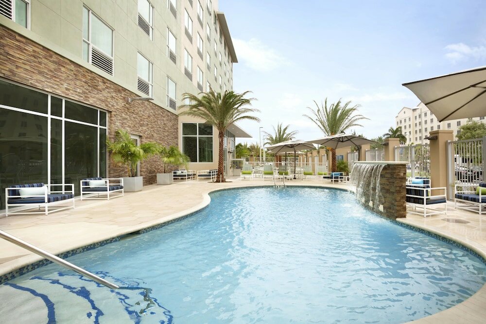 Фото Four Points by Sheraton Miami Airport