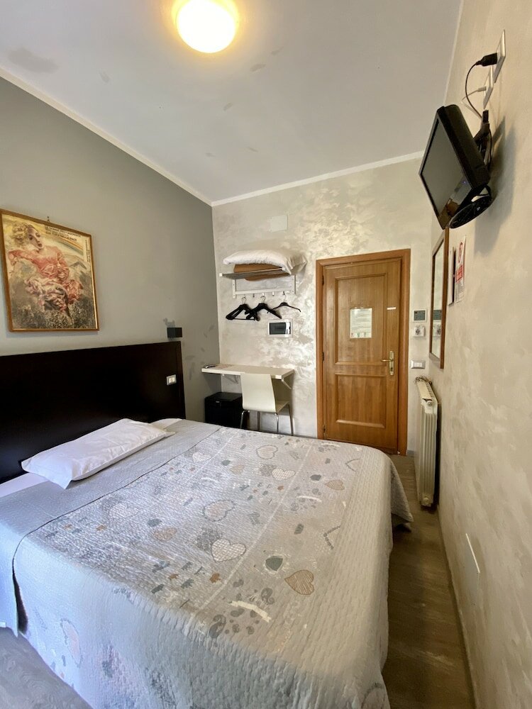 Фото Family House