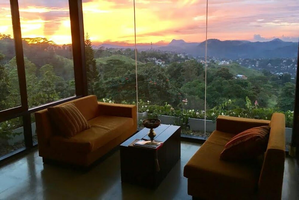 Фото Theva Residency