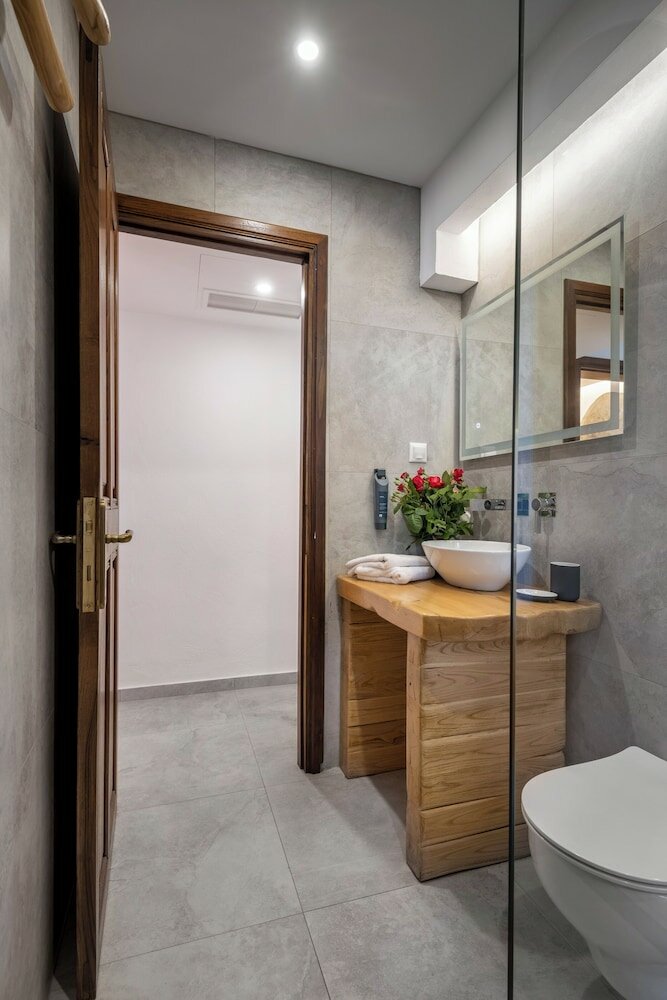 Фото Palios Stathmos