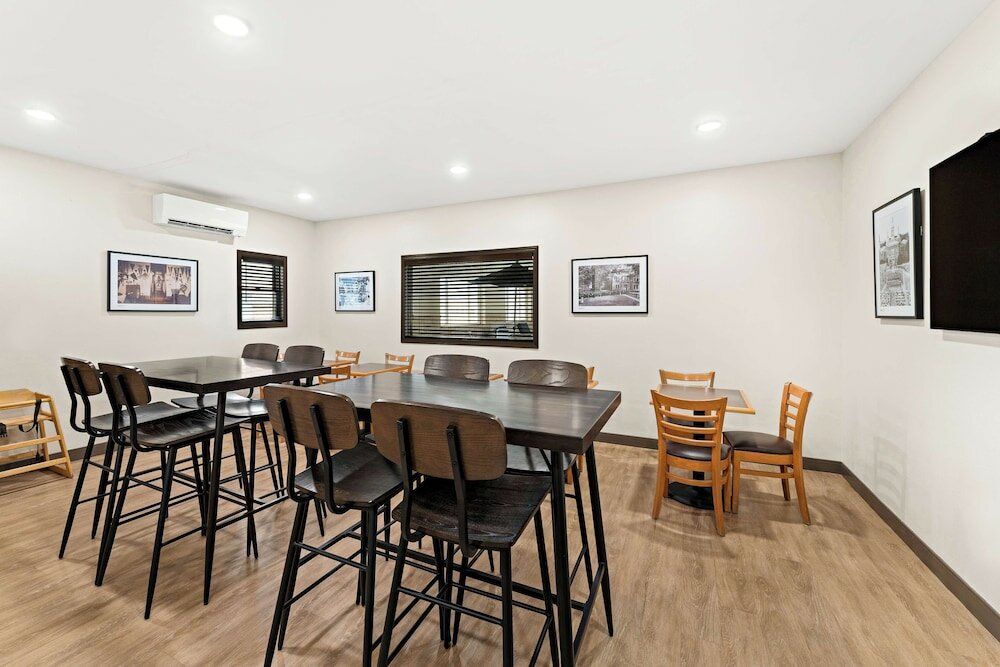 Фото Best Western Vermillion Inn