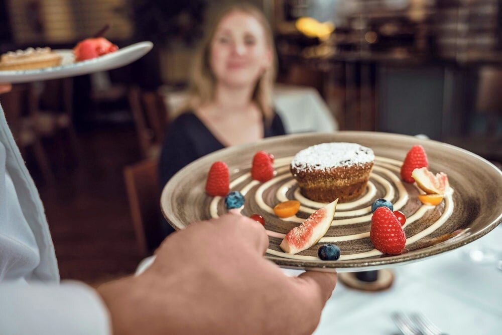 Фото Courtyard Munich City Center