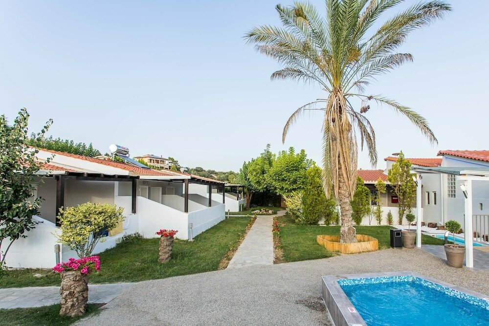 Фото Coral Blue Beach Hotel