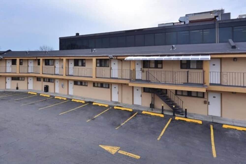 Фото Inn at Jericho