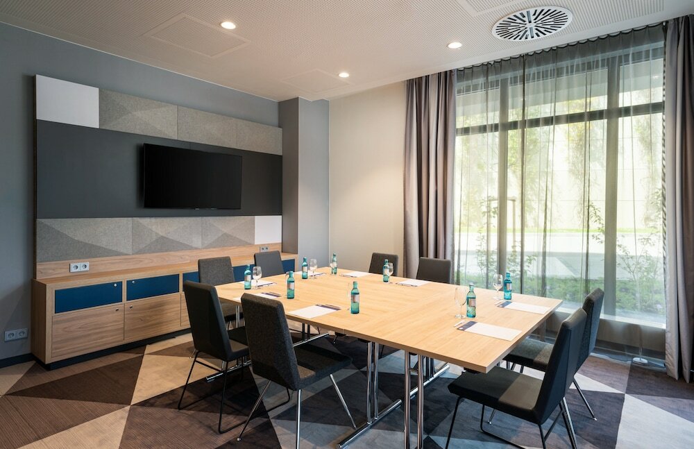 Фото Holiday Inn Express Rosenheim, an Ihg Hotel