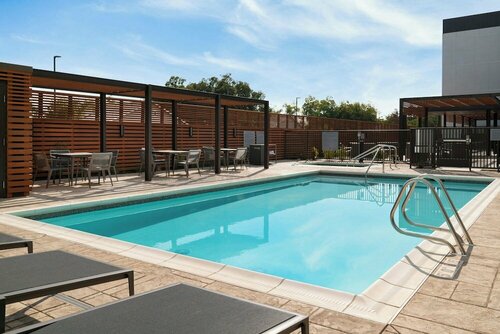 Гостиница Courtyard by Marriott Fresno Clovis в Кловисе
