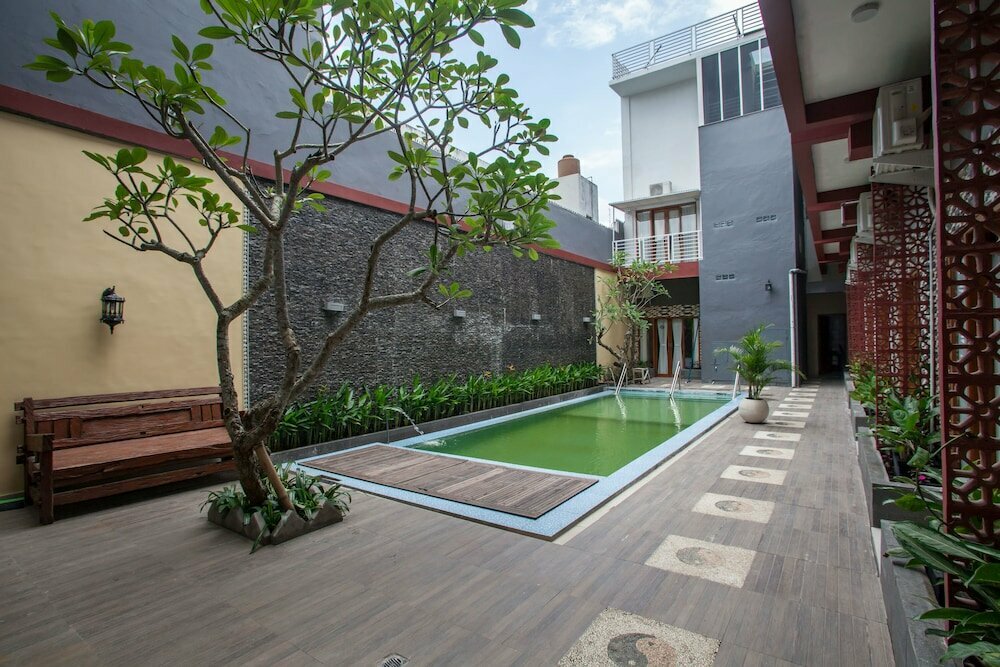 Hotel RedDoorz Premium @ Jalan Cengkeh, Malang, photo