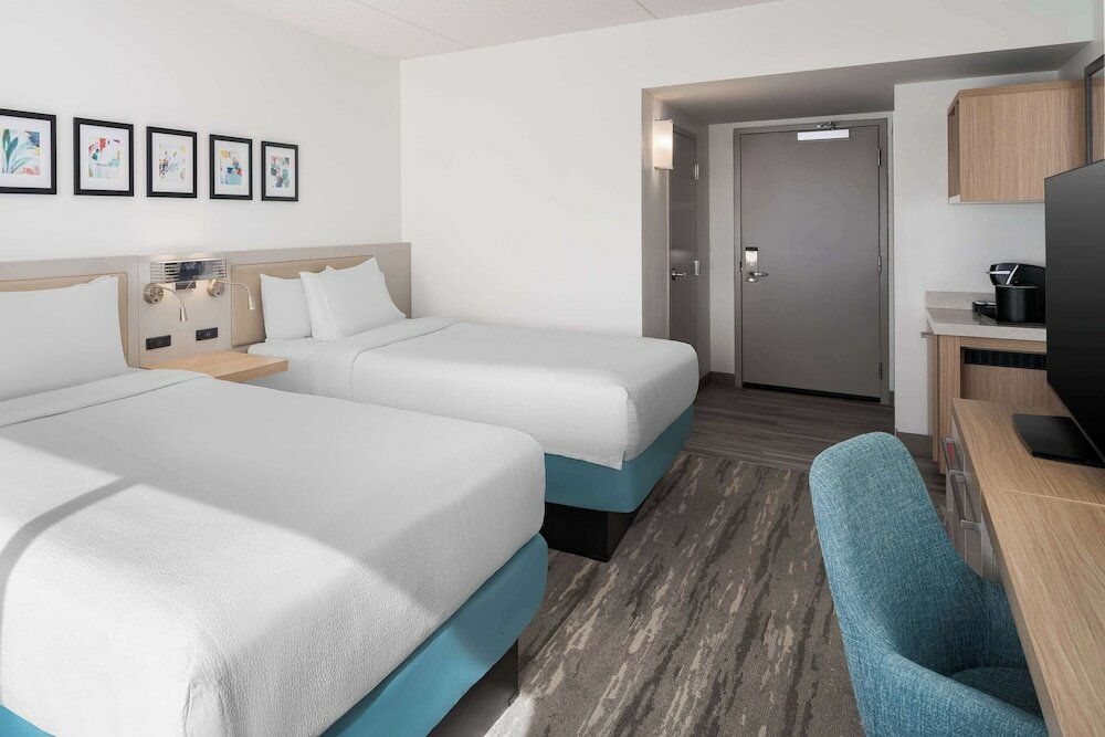 Фото Hilton Garden Inn Rockaway