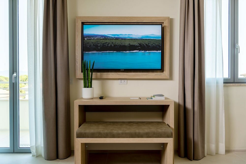 Фото Palace Lido Hotel & Suites