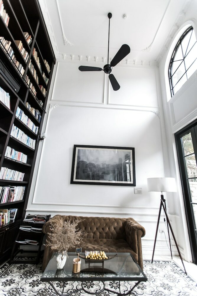 Фото The Alcove Library Hotel