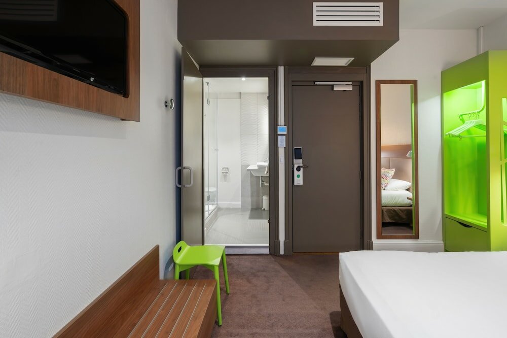 Фото Campanile Annecy Centre - Gare