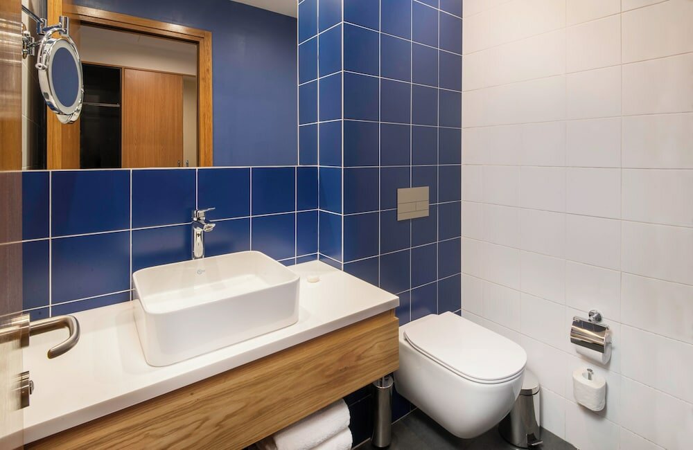 Фото Holiday Inn Yerevan Republic Square