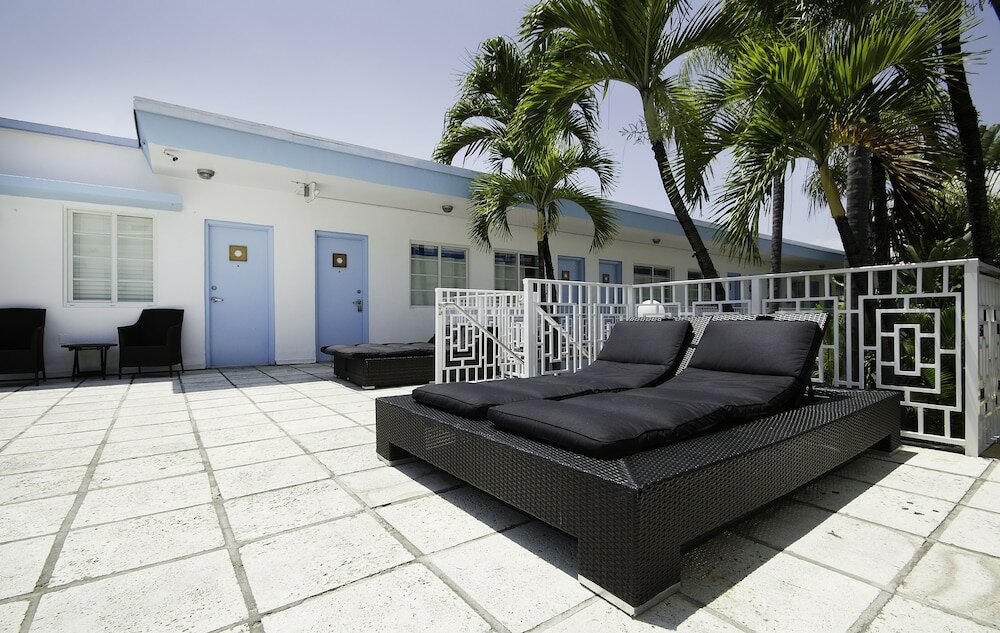 Фото Aqua Hotel & Suites