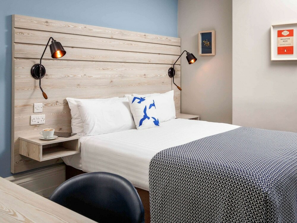 Фото Mercure Brighton Seafront Hotel