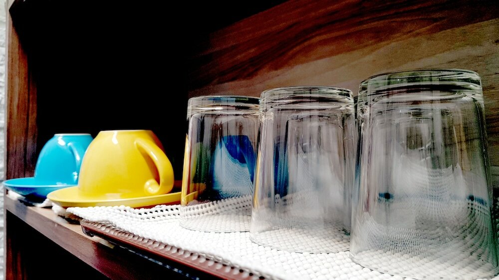 Фото Crossroads Hostel Manila