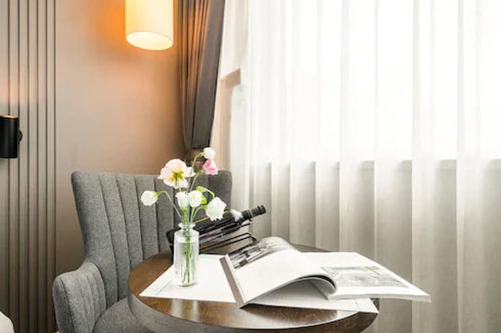 Фото Crown Hotel Changwon