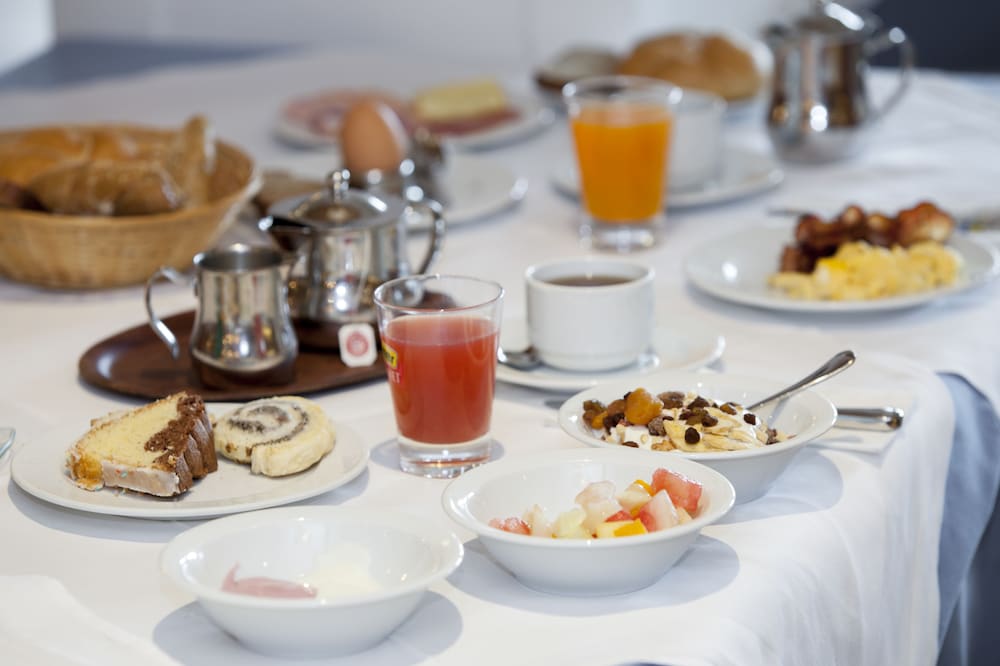 Фото Hotel Tirolerhof