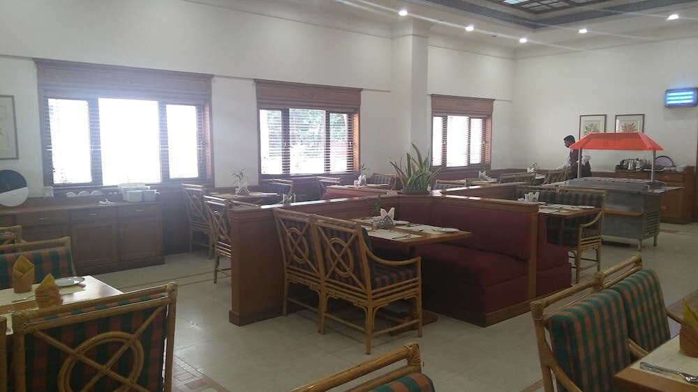 Фото Abad Atrium