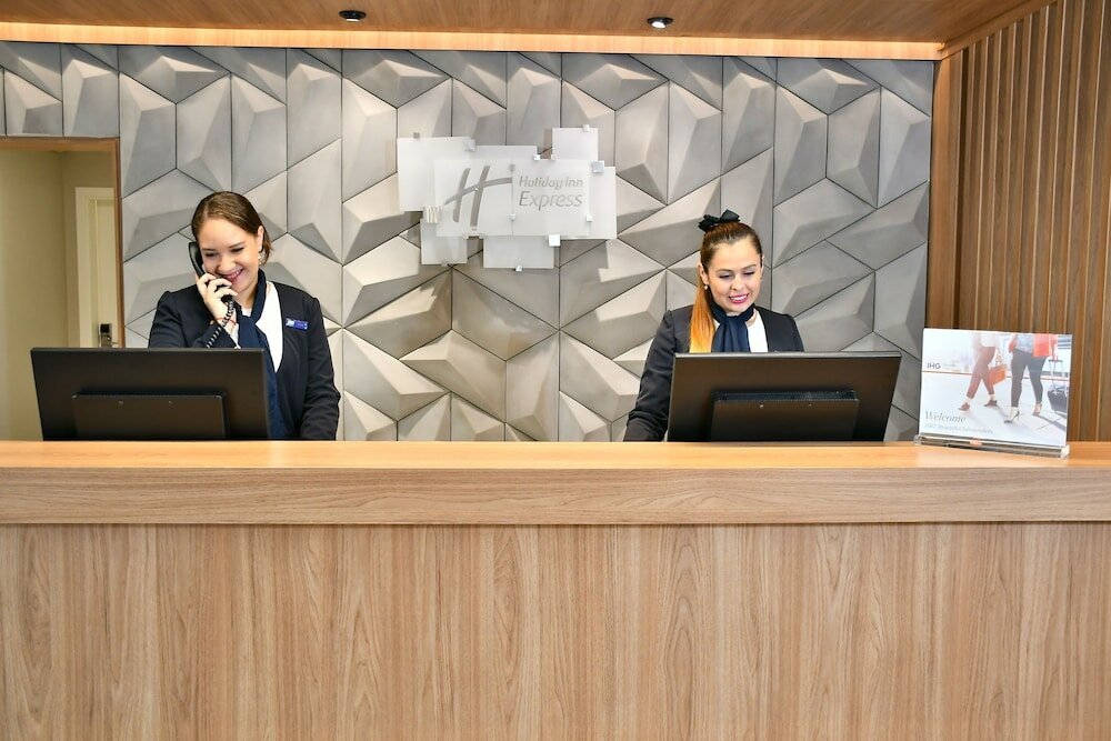 Фото Holiday Inn Express Asuncion Aviadores, an Ihg Hotel