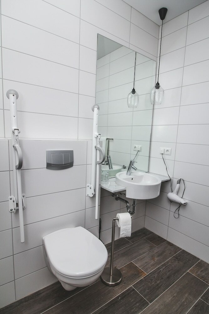 Фото Bella Apartments & Rooms