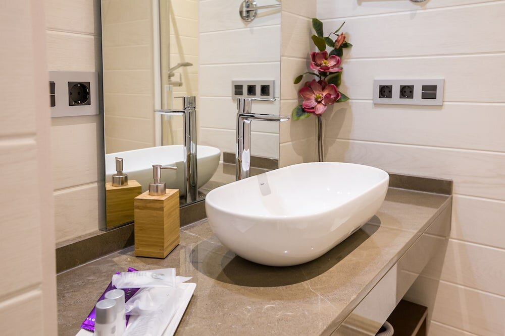 Фото Welldone Cathedral Suites