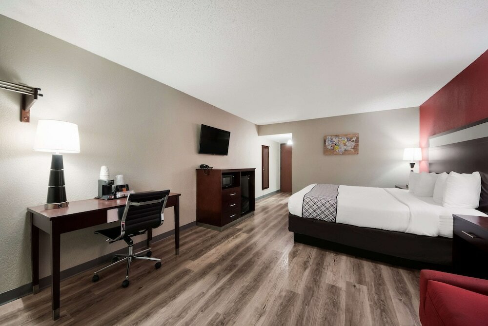 Фото SureStay Plus Hotel by Best Western San Antonio North