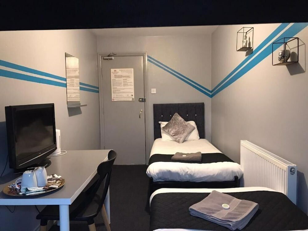 Фото Queens Guesthouse Manchester